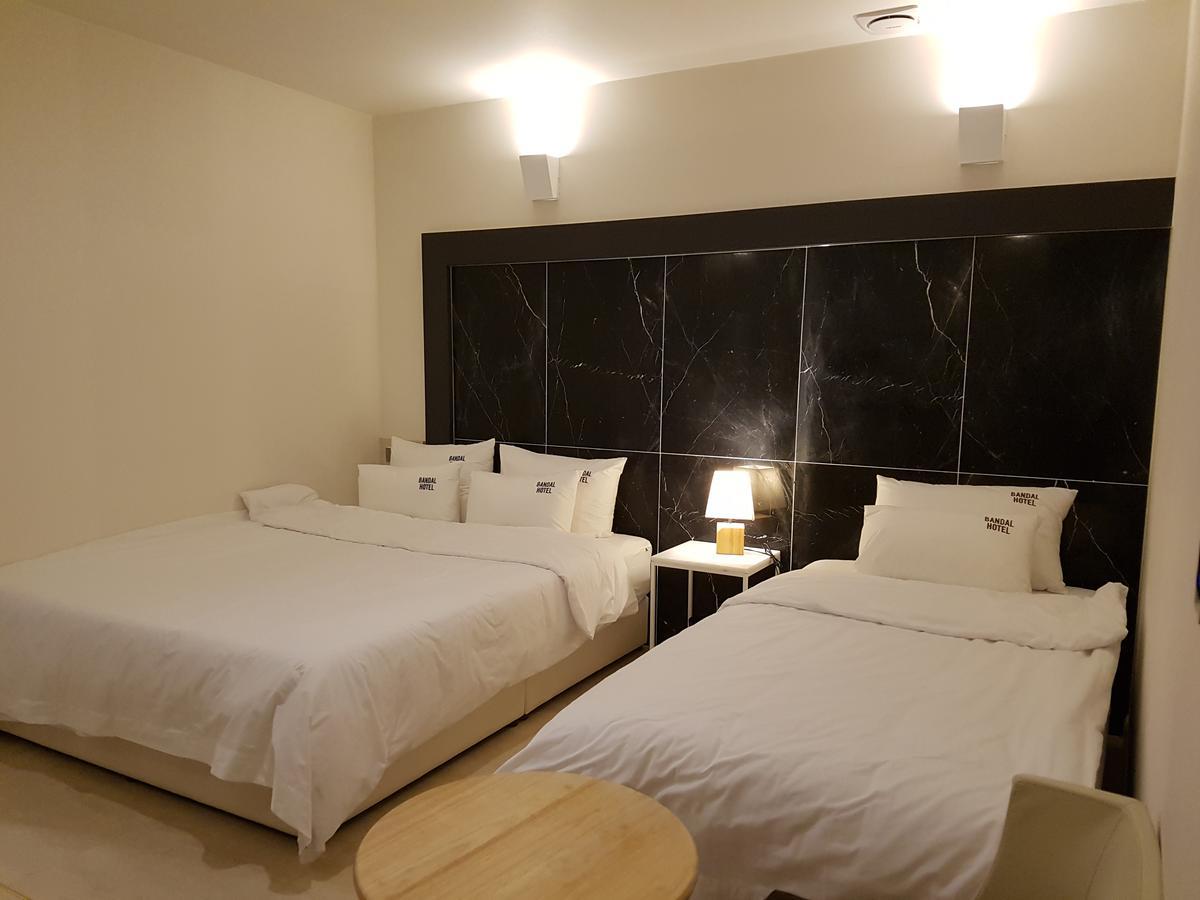 Bandal Hotel Busan Buitenkant foto